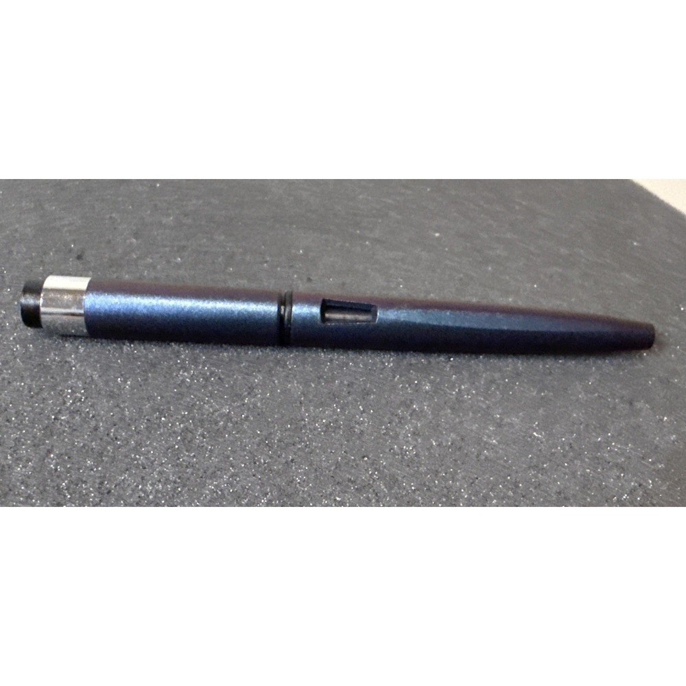 Diplomat Magnum Fountain Pen - Prismatic Blue Fine Nib